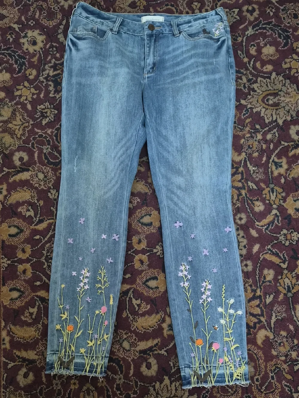 SUNDANCE Light Blue Straight-Leg Jeans with Embroidered Floral Hem 29 M - Picture 1 of 7